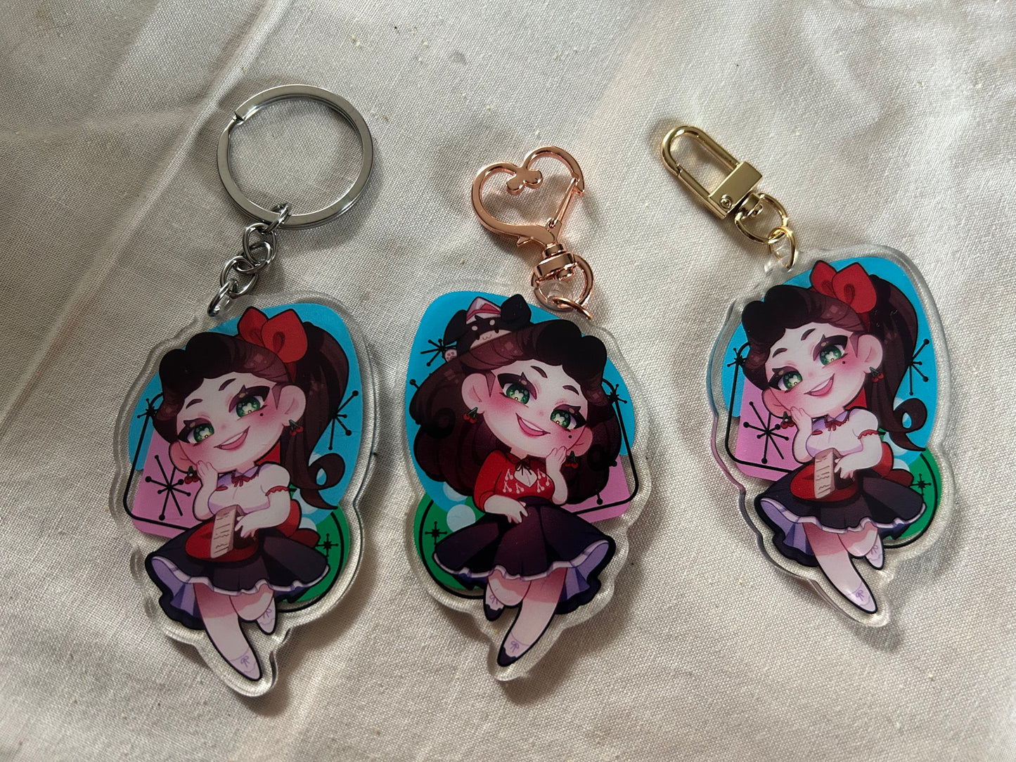 'DINER DARLING' Reversible Keychain